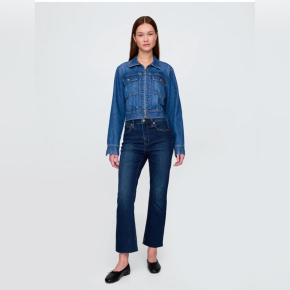 GAP High Rise kick Fit Size 33 / 16 Tall - Picture 1 of 7